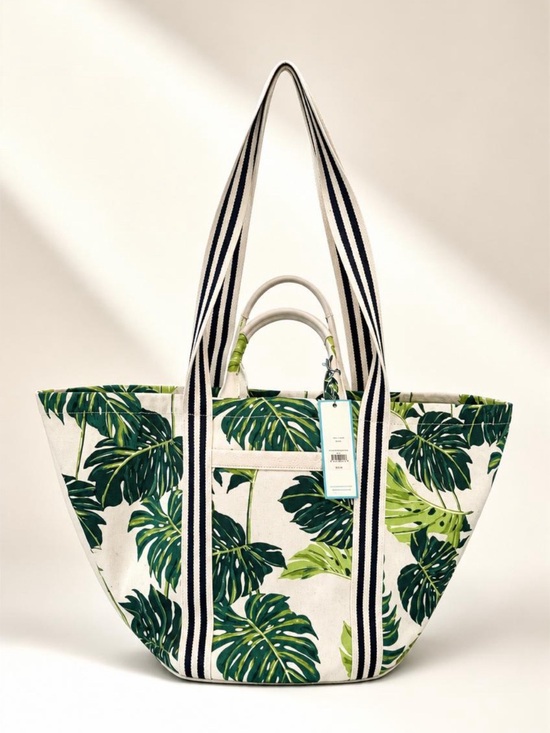 Draper James Handbags - Draper James NWT Monstera Flora Leaf Canvas Tote, Green/White/Black, 23x12x10
